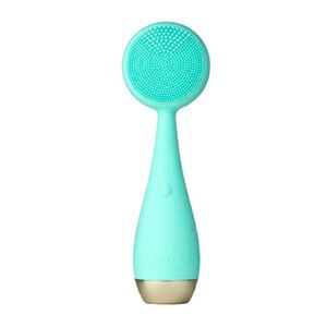 PMD Clean smart facial cleansing device in Teal with Brushed Aluminum Finish